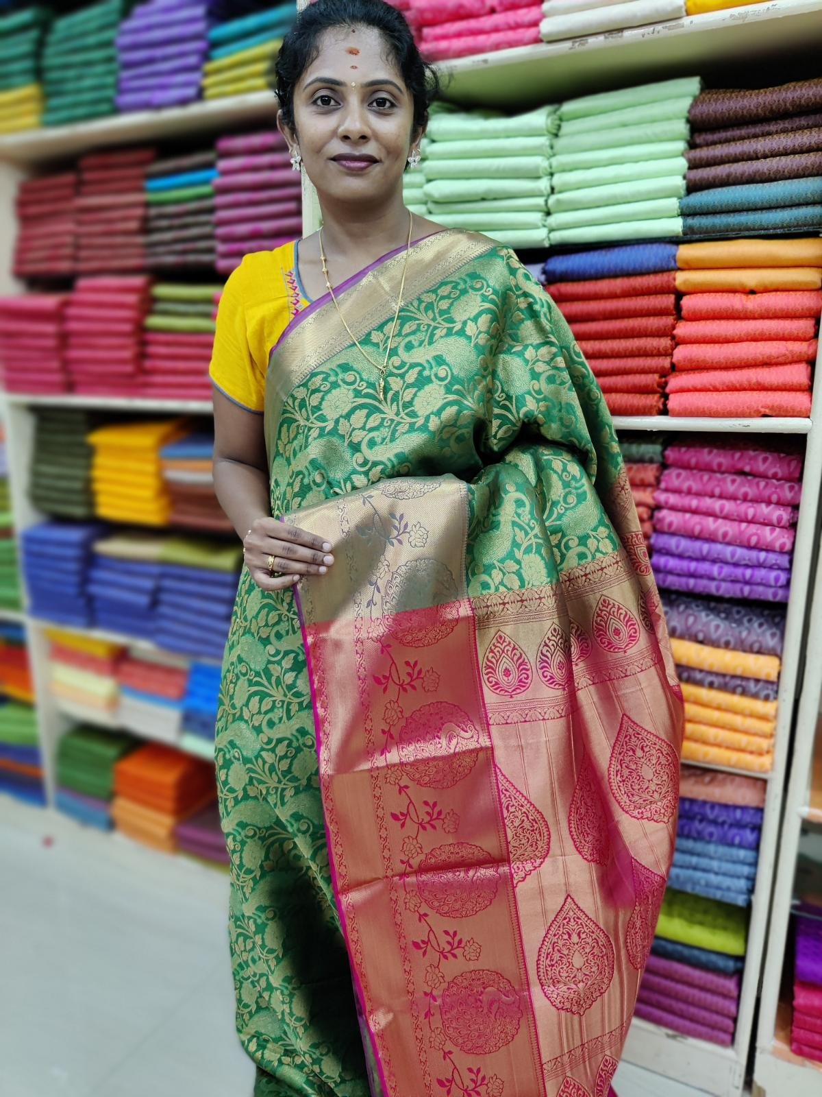 6-4-2.jpg Nira Sowparnika Pattu Saree | 1A14C - Image 1